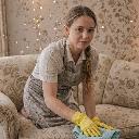 Sarah Thompson, Senior Cleaning Specialist